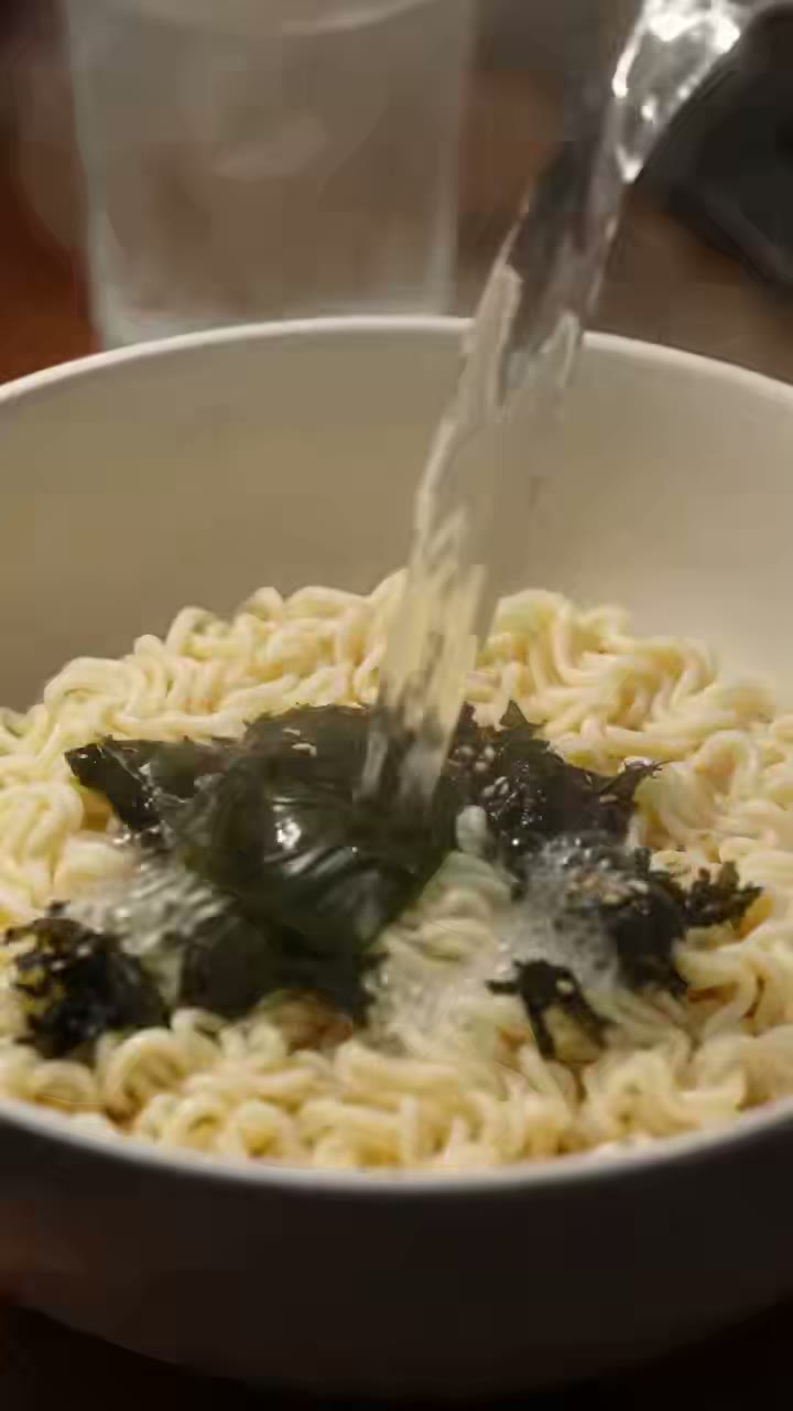 隨興創作-泡麵 1